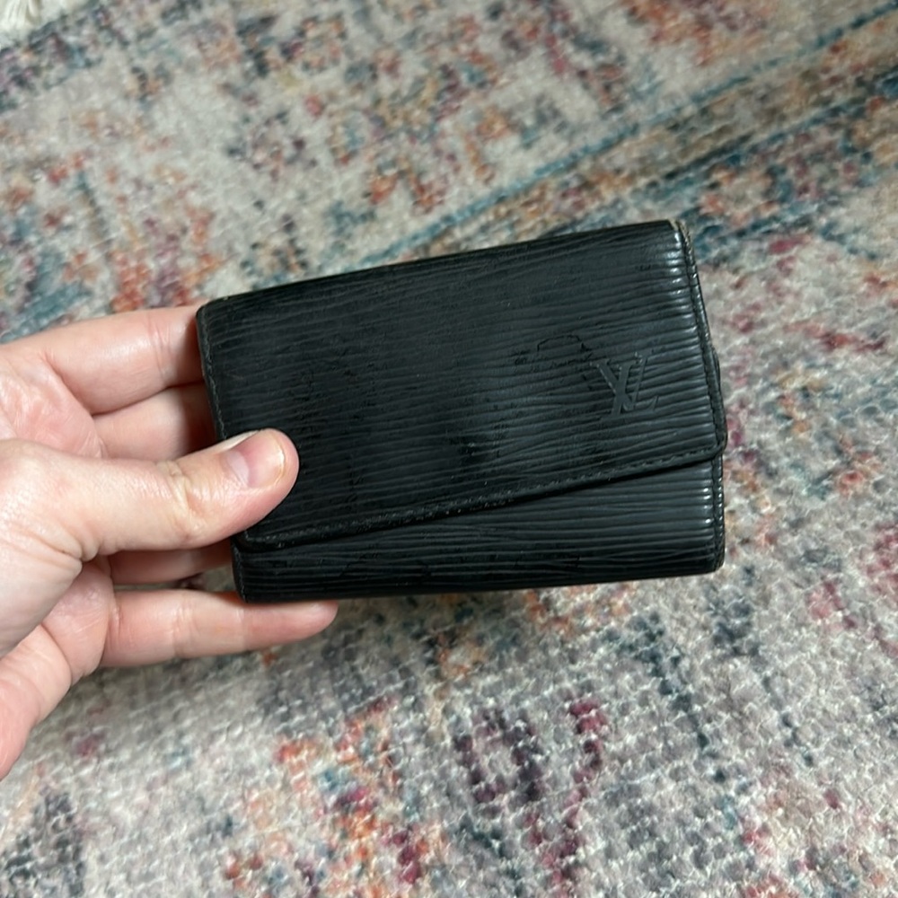 Black vintage Louis Vuitton key holder with Lock and Key